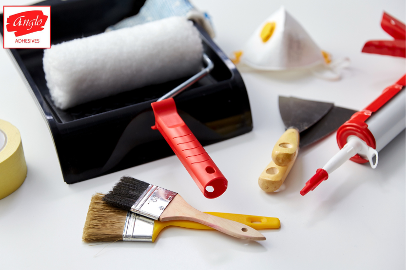 difference between sealant and adhesive
